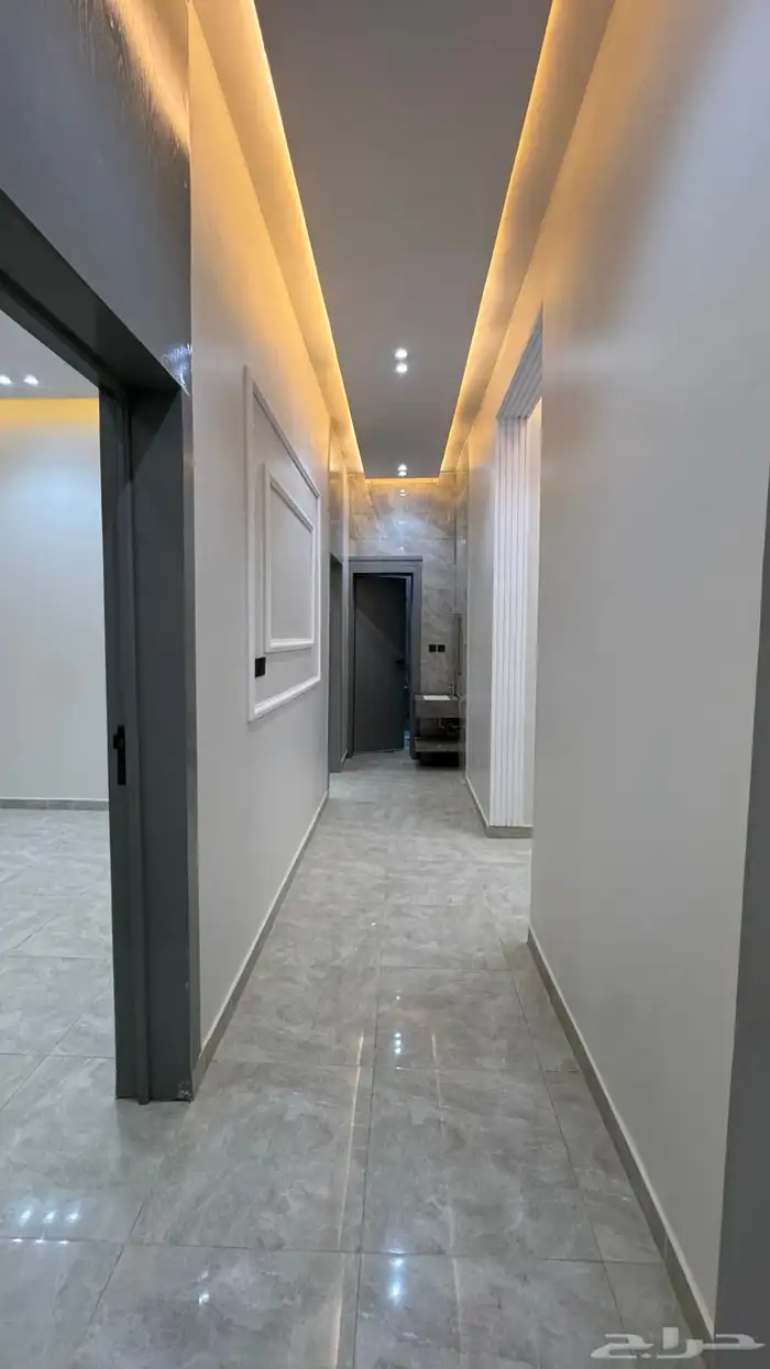 دور موؤسس في مخطط النخبه 9