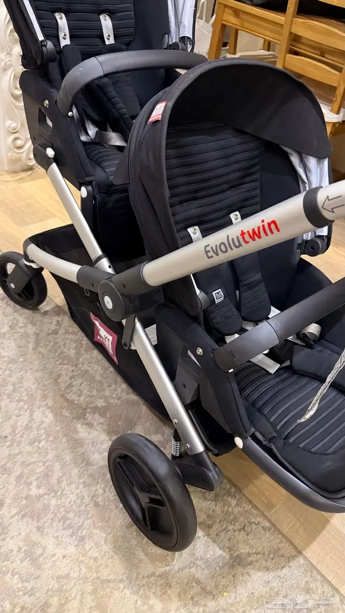 عربية اطفال توأم 13