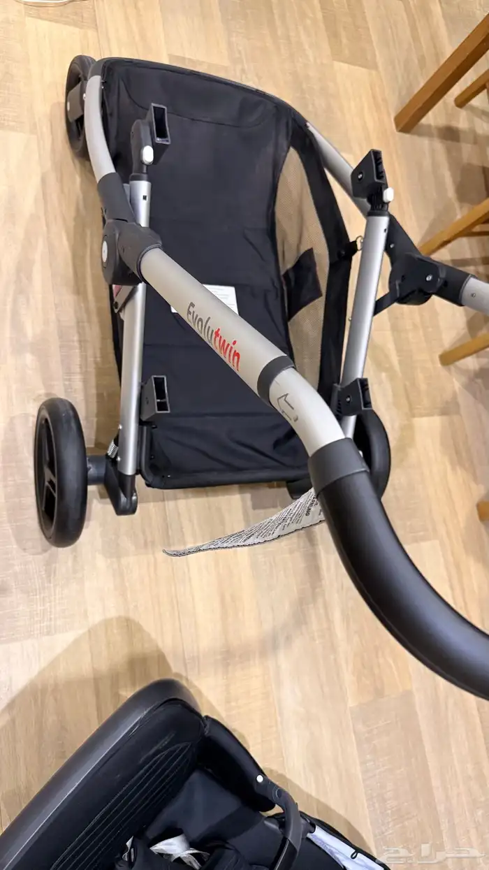 عربية اطفال توأم 6