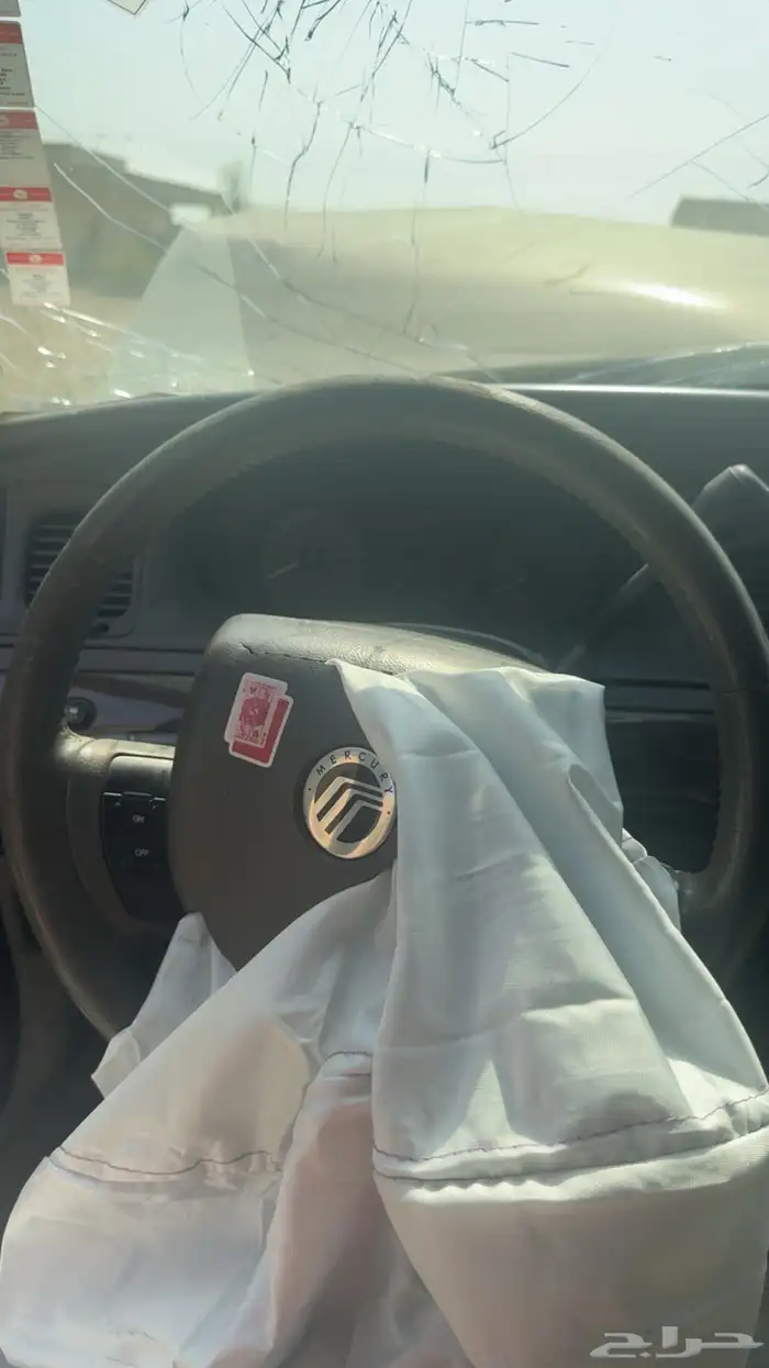 فورد جراندماركيز 2011 امريكي 1