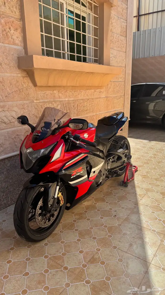 دباب ريس سوزوكي الف 1000 2014 0