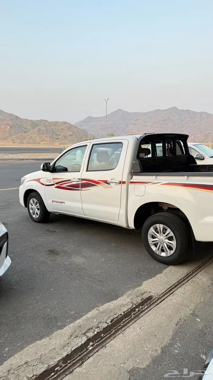 للبيع هايلكس 2015 غمارتين 8