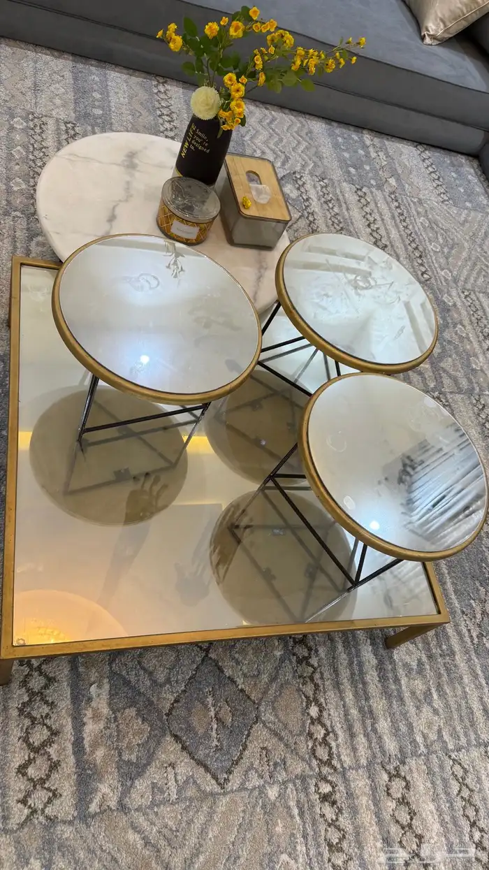 طاولة ارضية واربعه خدمه 1