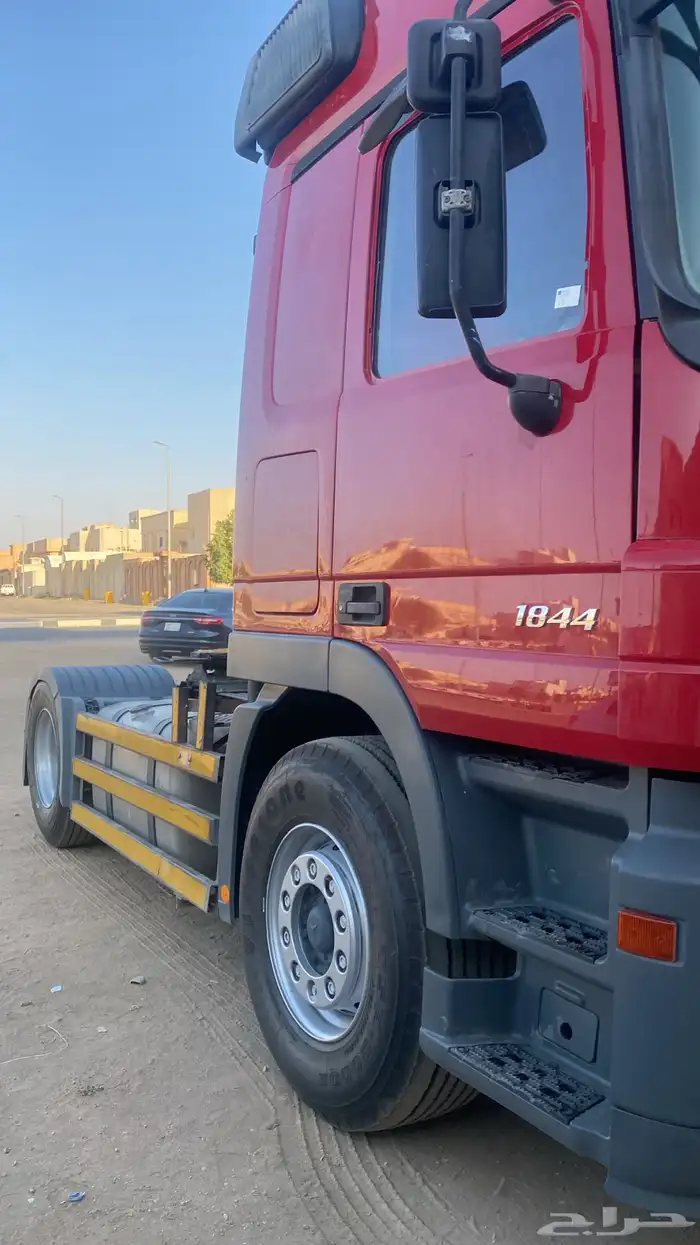 قلابات للإيجار السنوي 5