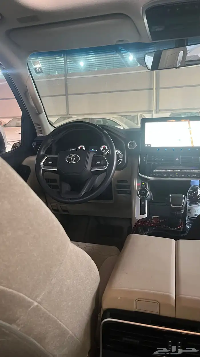 لاندكروزر ديزل 2023 GXR 2 15