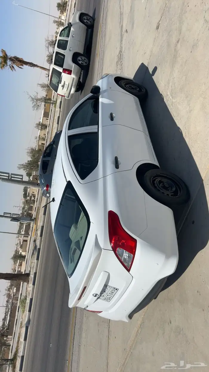 للبيع نيسان صني موديل 2020 3