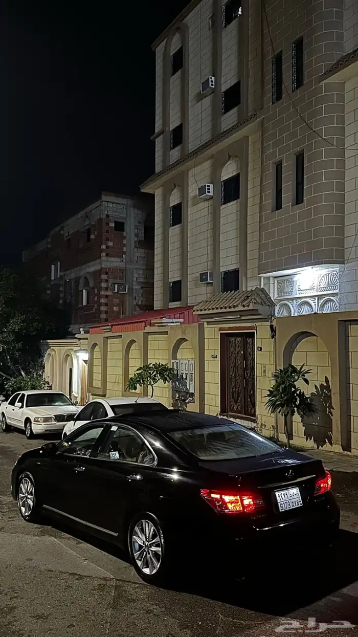 لكزز es350 للبيع 3