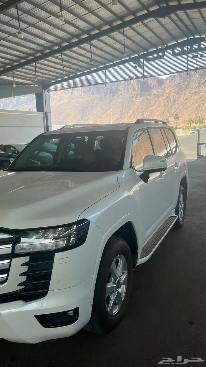 لاندكروزر ديزل 2023 GXR 2 3
