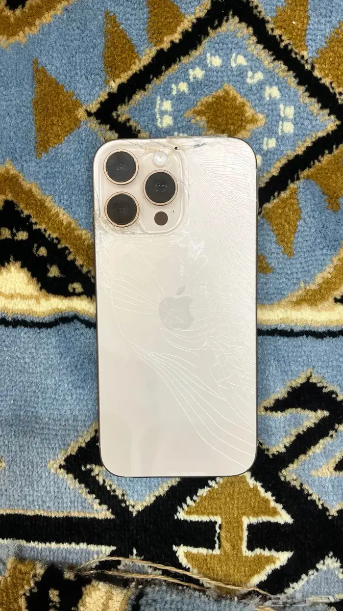 جوال ايفون 16 برو ماكس 0