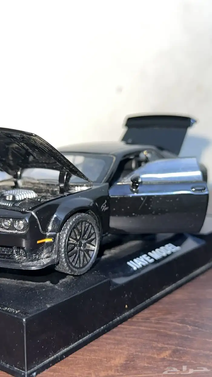 مجسم تشالنجر رد أي 9