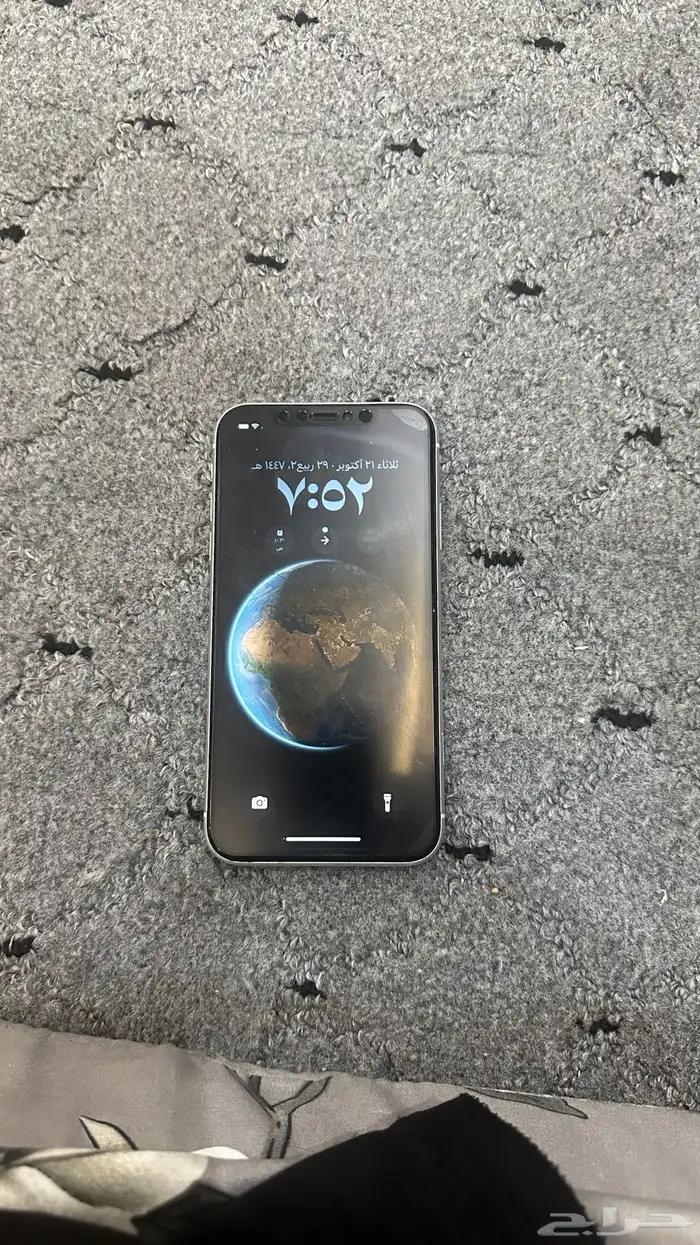 للبيع آيفون XR ابيض  128 قيقا 0
