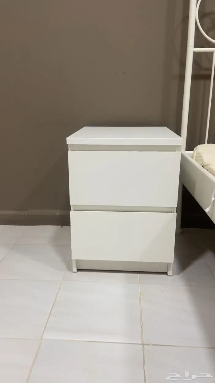 غرفة ايكيا مدة الاستخدام سنه انها فوضع ممتاز 1