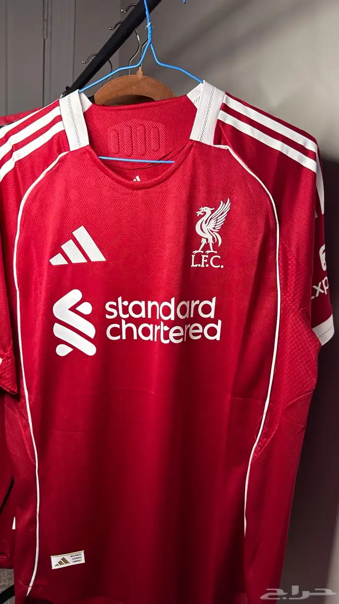 متجر تيشرتات كرة قدم 30