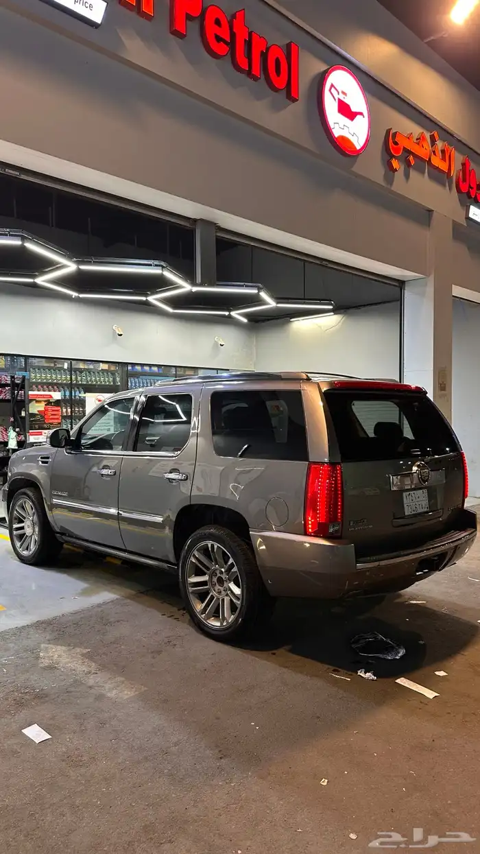 كاديلاك اسكاليد 2013 بلاتينيوم 5