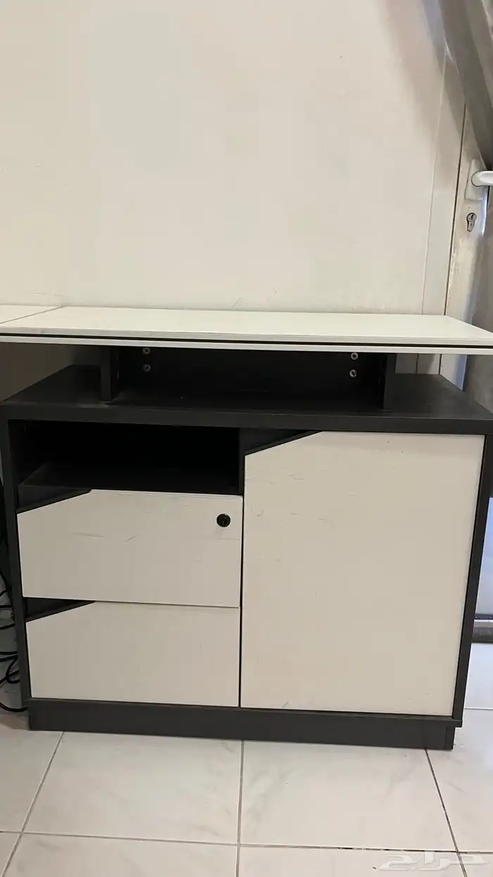 مكتب جديد للبيع 2