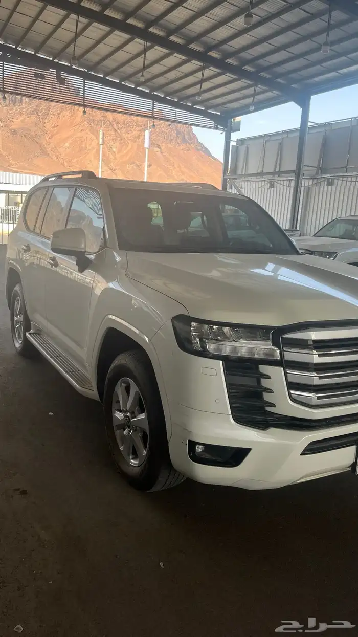 لاندكروزر ديزل 2023 GXR 2 2