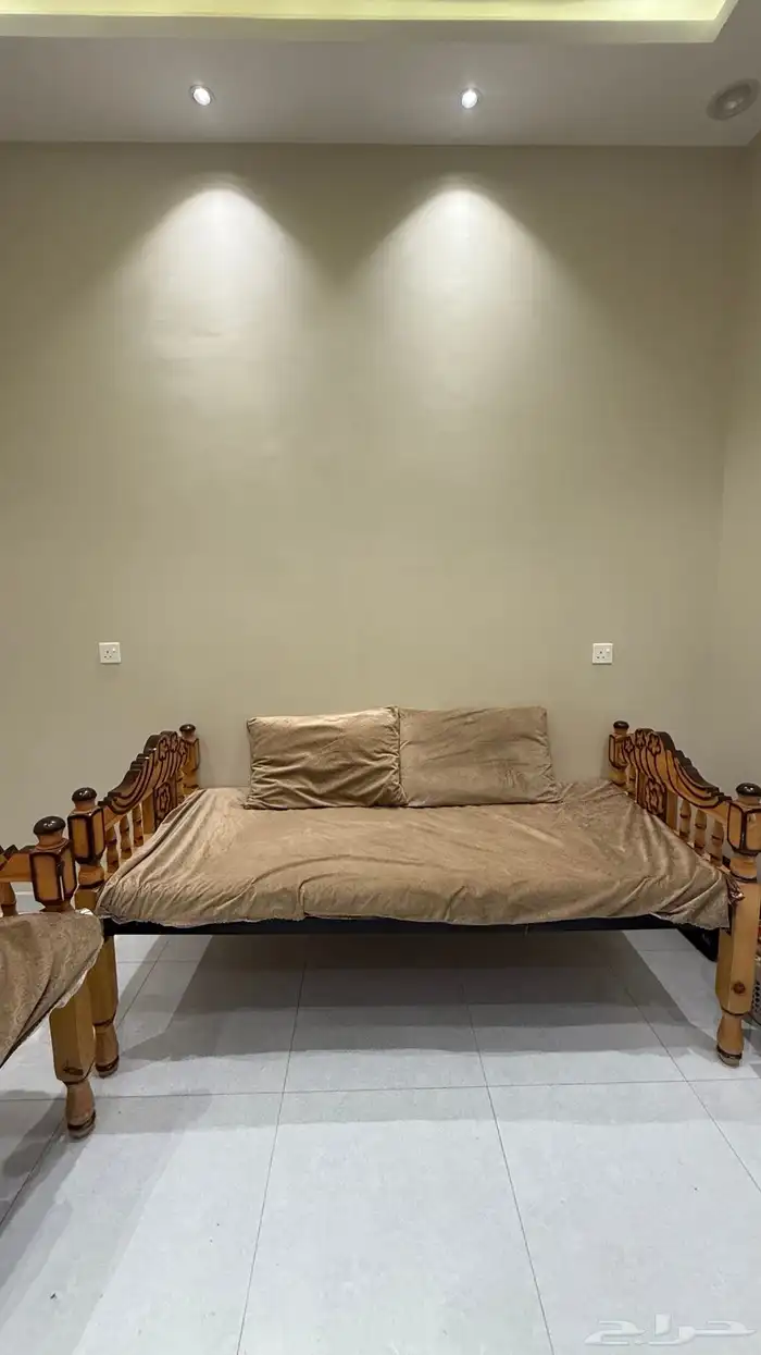 كراسي خشب للبيع 1