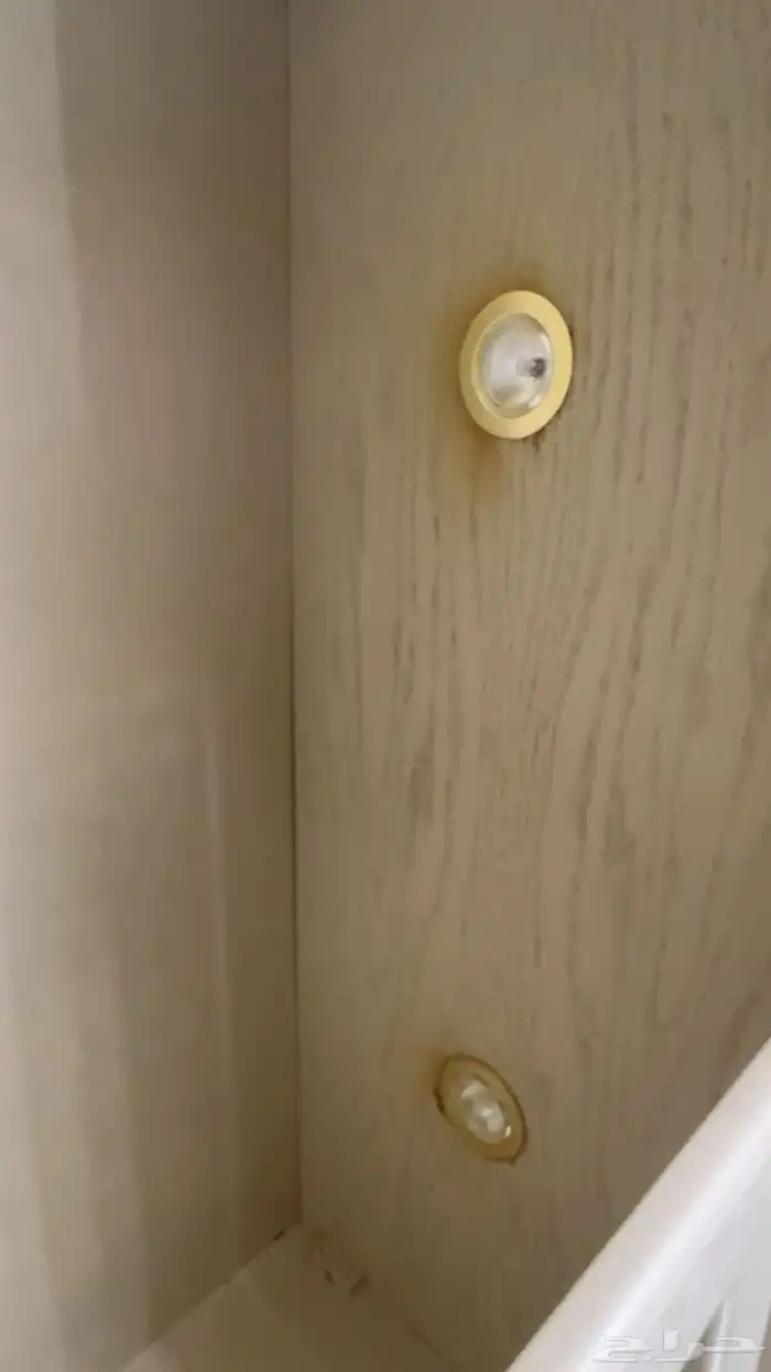 مكتب نضيف شرط 4