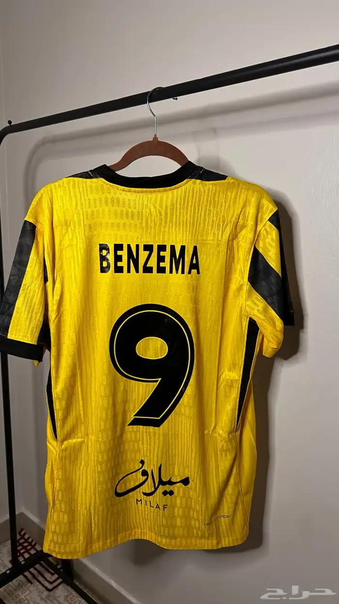 متجر تيشرتات كرة قدم 26