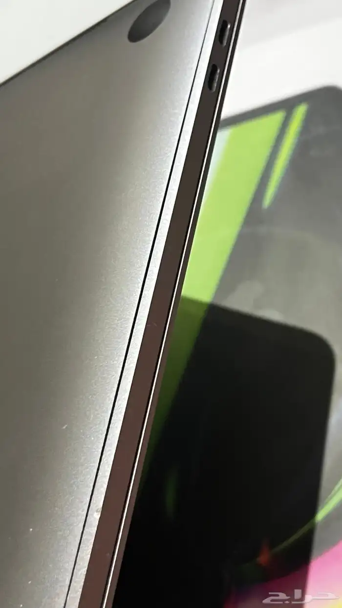 ماك بوك 2022 6