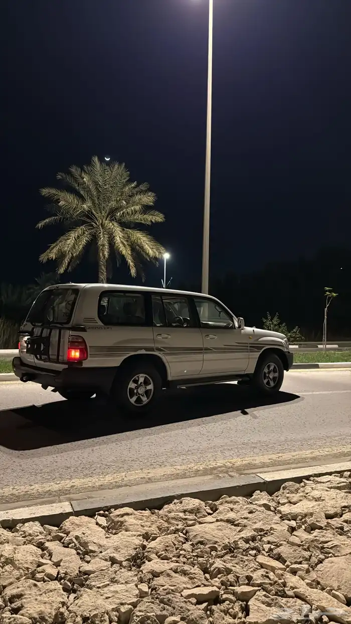 تيوتا  لاند كروزر للبيع 9