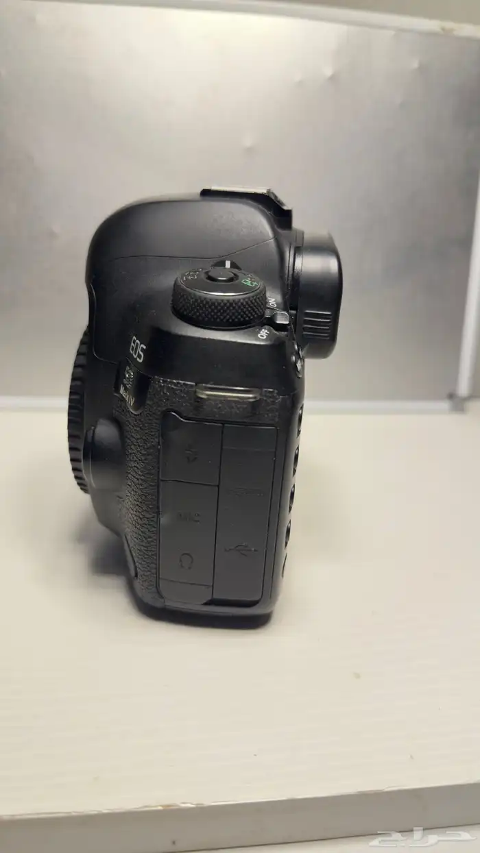 كميرا كانون D5 Mark4 3