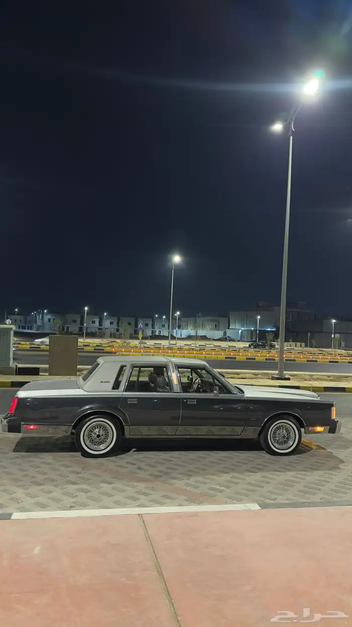لينكون كاديلاك 1986 مخزن وكالة 14