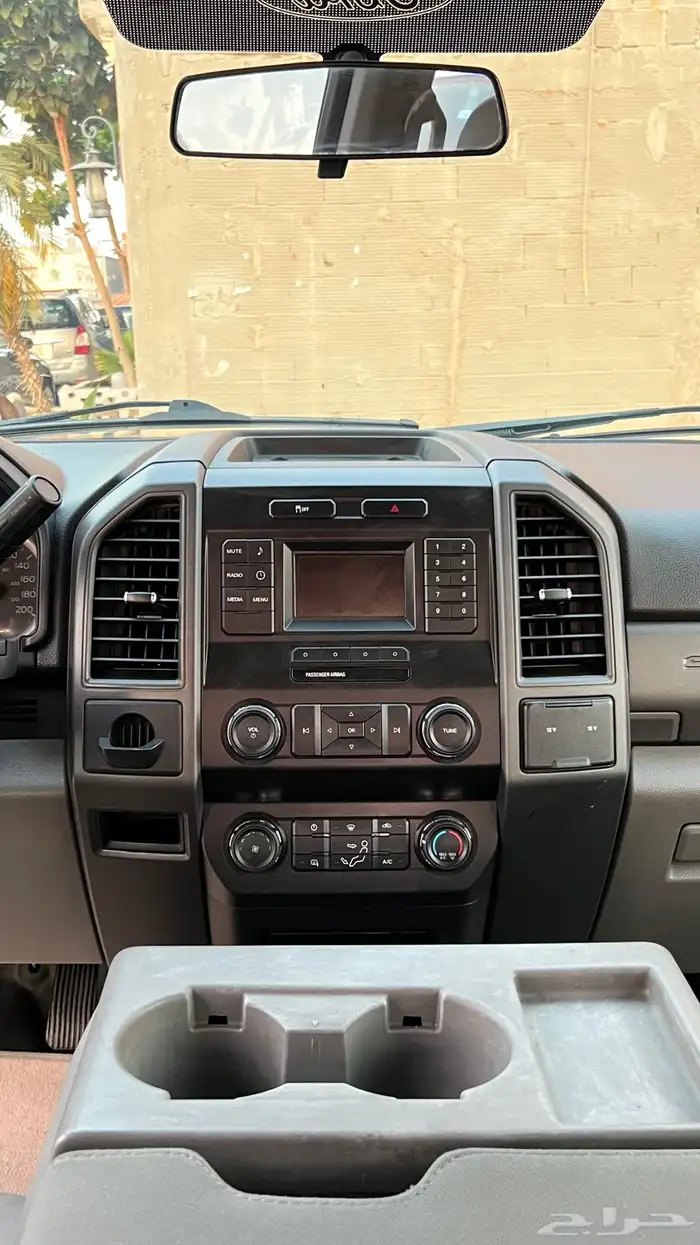 فورد F350 نظيفة جد ا ممشى قليل 40 ألف 6