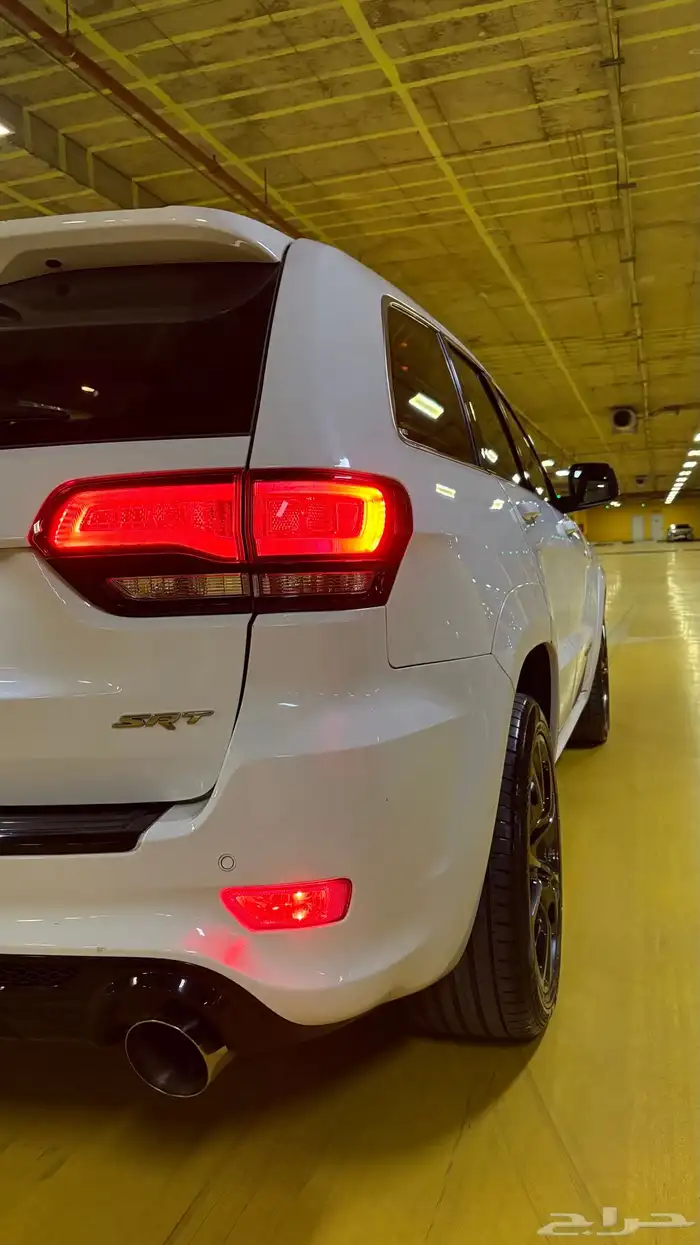 قراند شروكي SRT 8