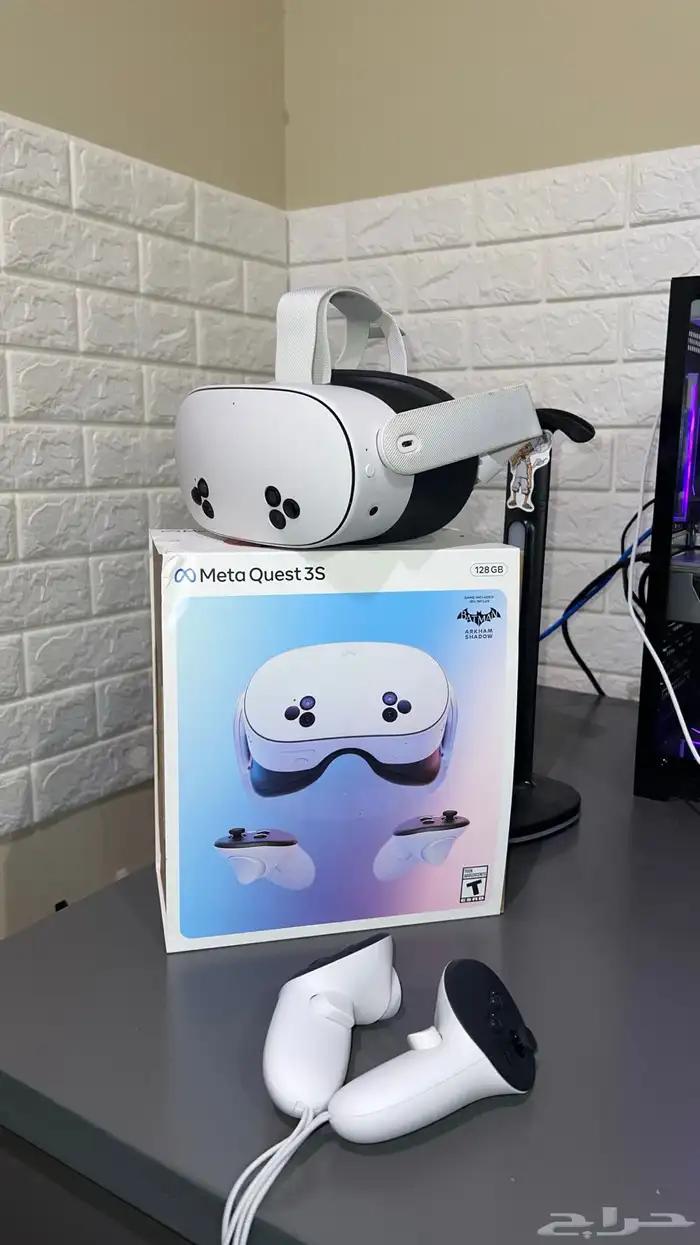 meta quest 3s VR نظاره العاب العالم الافتراضي 0
