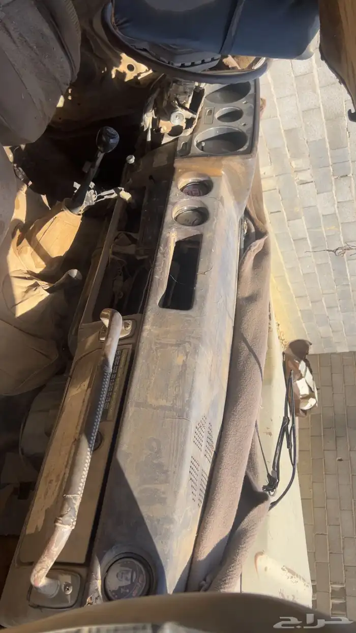 قطع Jeep صالون 84 موديل للبيع 0