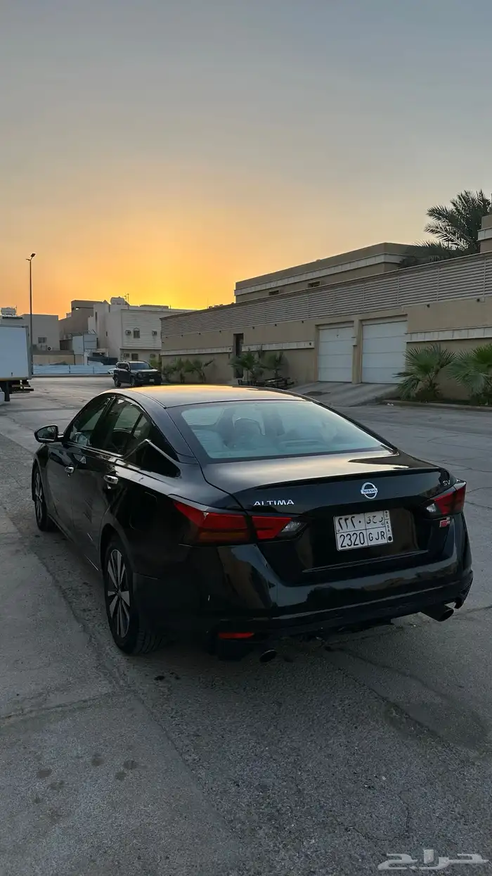 التيما 2022 اسود 4