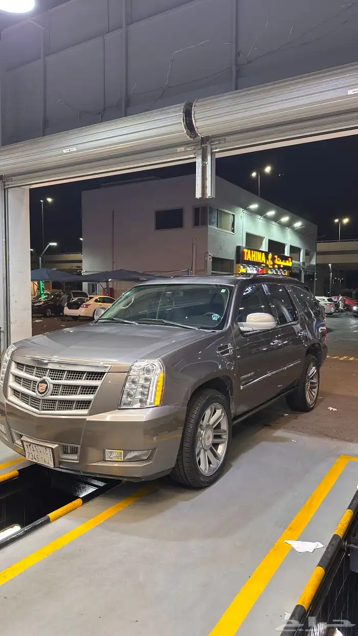 كاديلاك اسكاليد 2013 بلاتينيوم 23