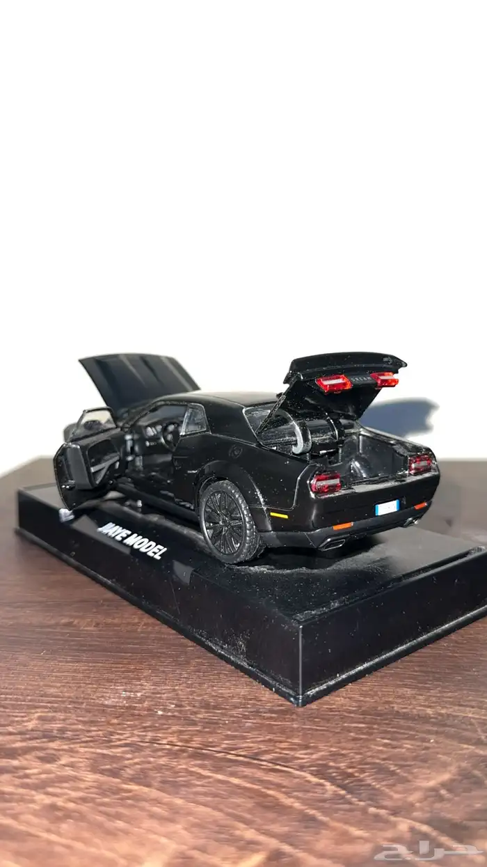 مجسم تشالنجر رد أي 11