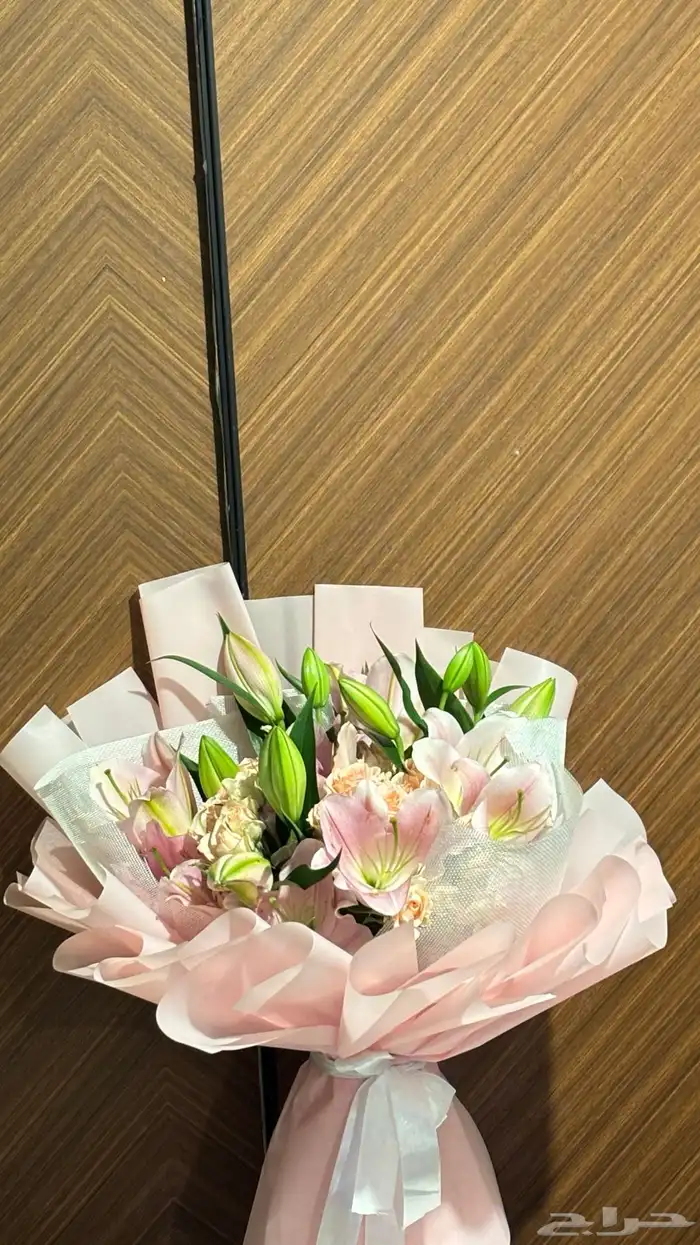 منسق ورد و هدايا 7