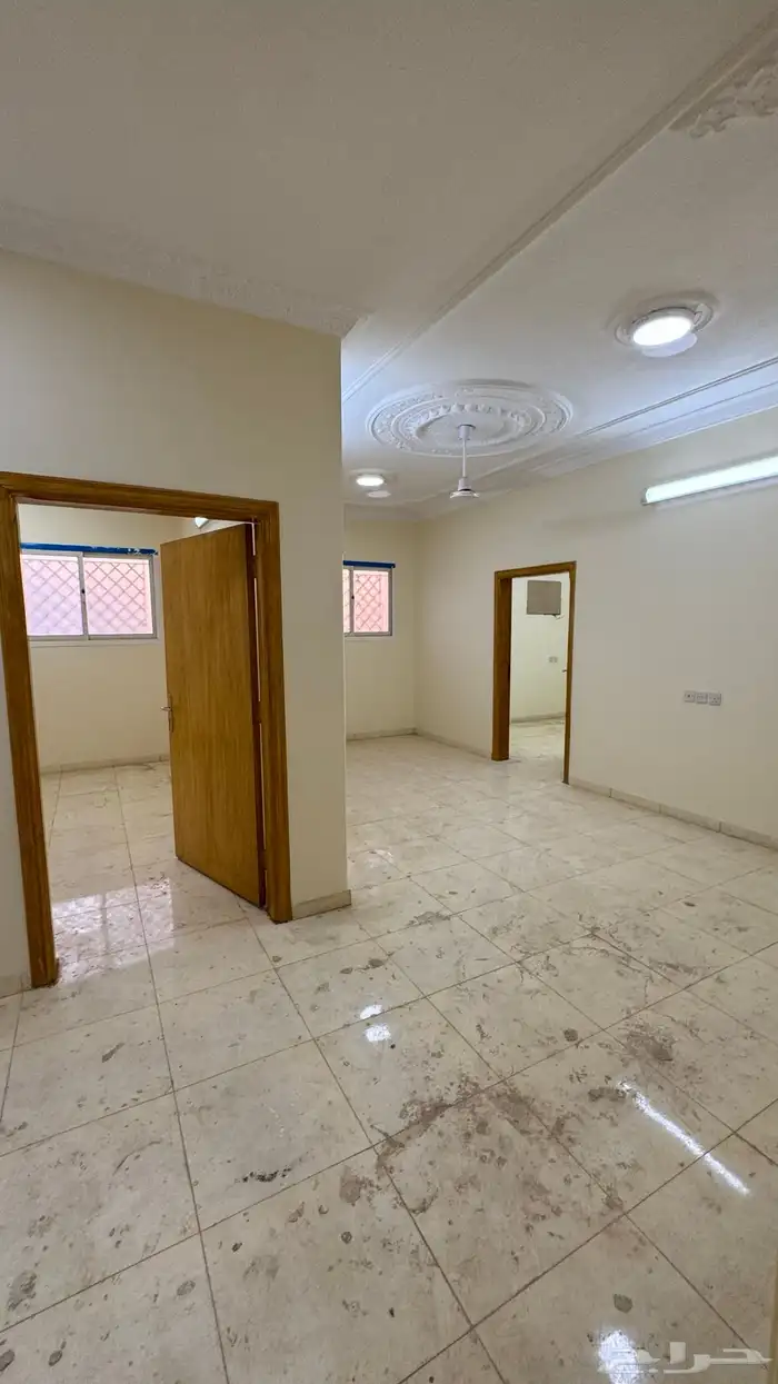 شقة مع ملحق علوي - الرياض حي المنصورة 10