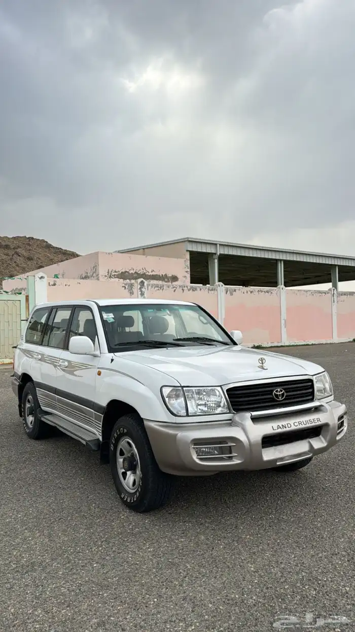 لاندكروزر GXR 2002 2