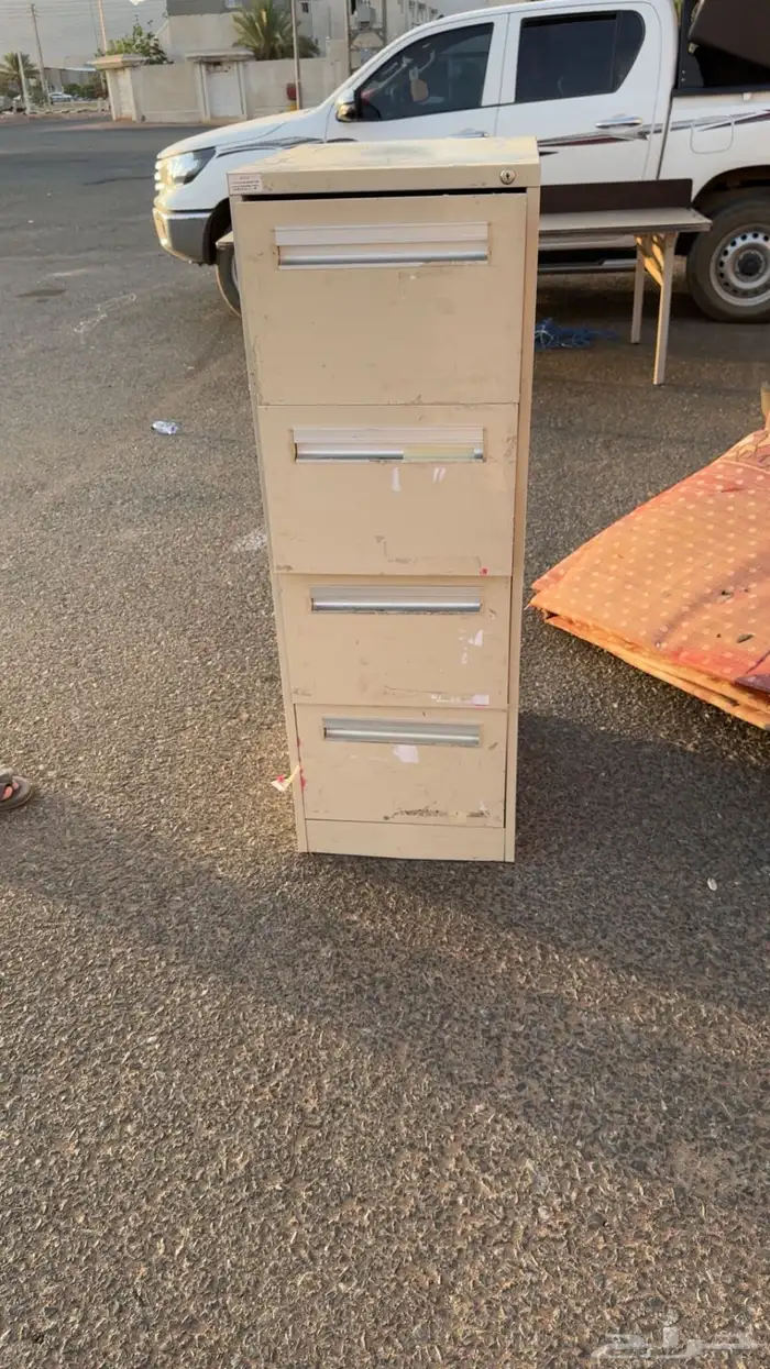 كنب و خشب و طاولات و دواليب 8