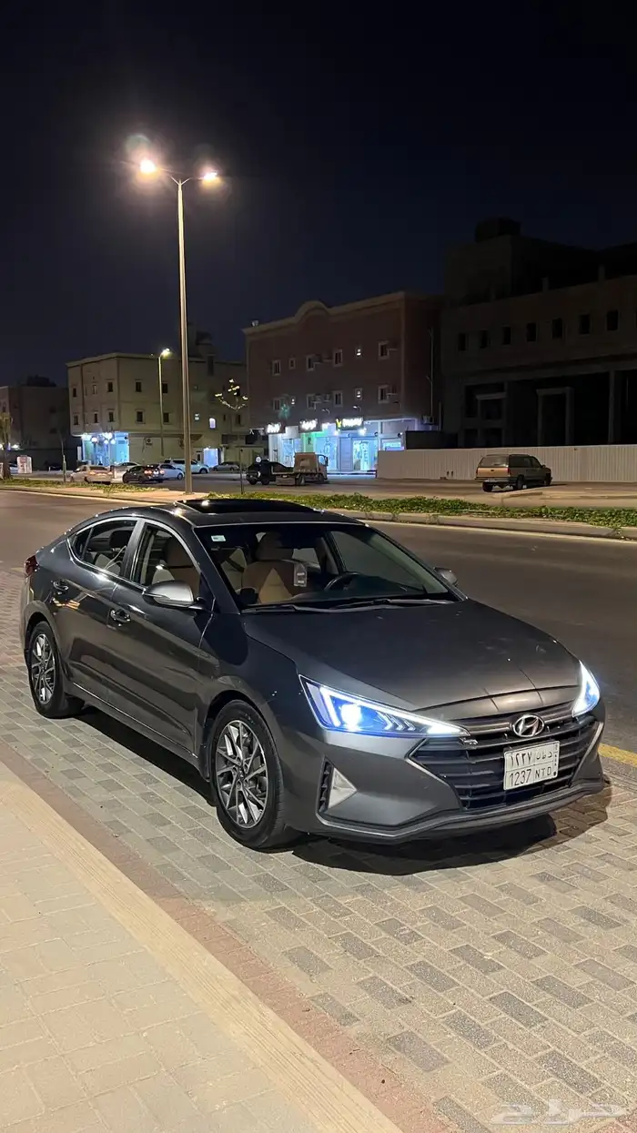 هيونداي النترا 2.0 فل كامل 0
