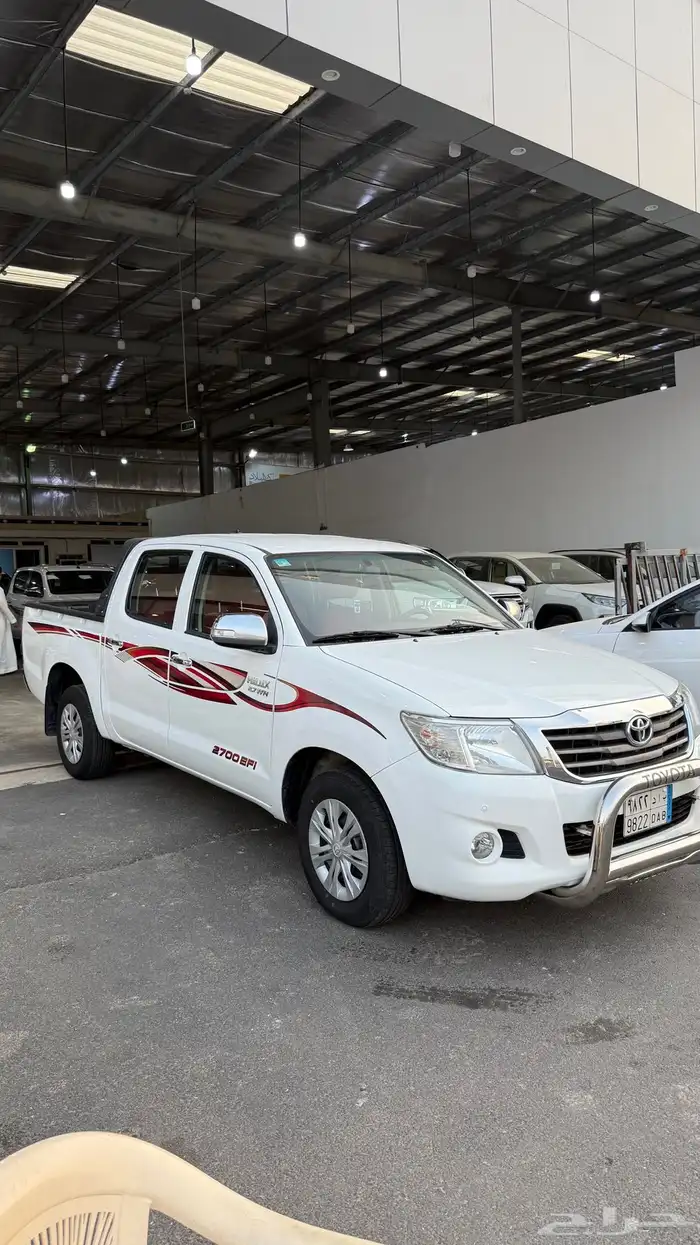 للبيع هايلكس 2015 غمارتين 4