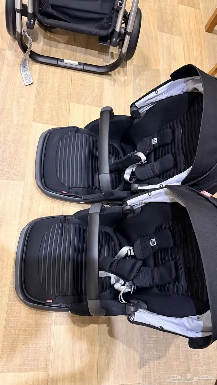 عربية اطفال توأم 7