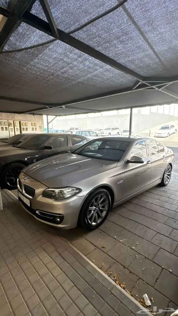 بي ام دبليو Bmw 520i (f10) 2015 Luxury 0