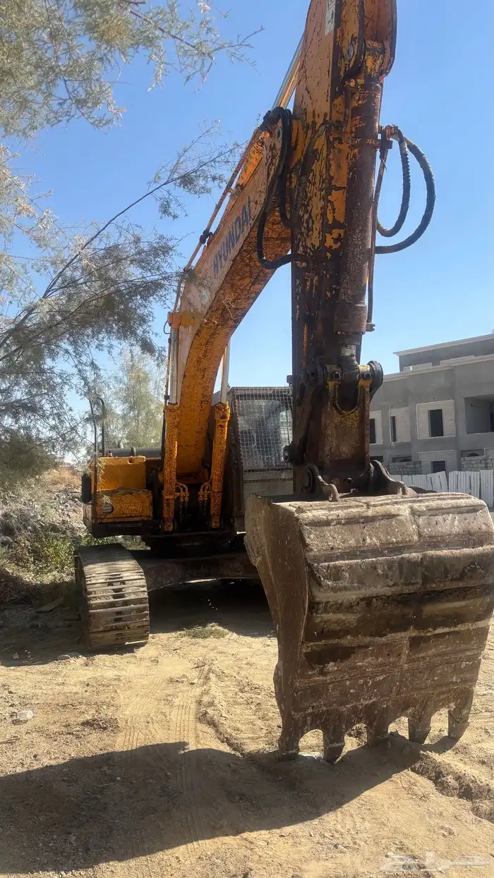 للبيع بوكلين هونداي مقاس 220 داش سبعه 3
