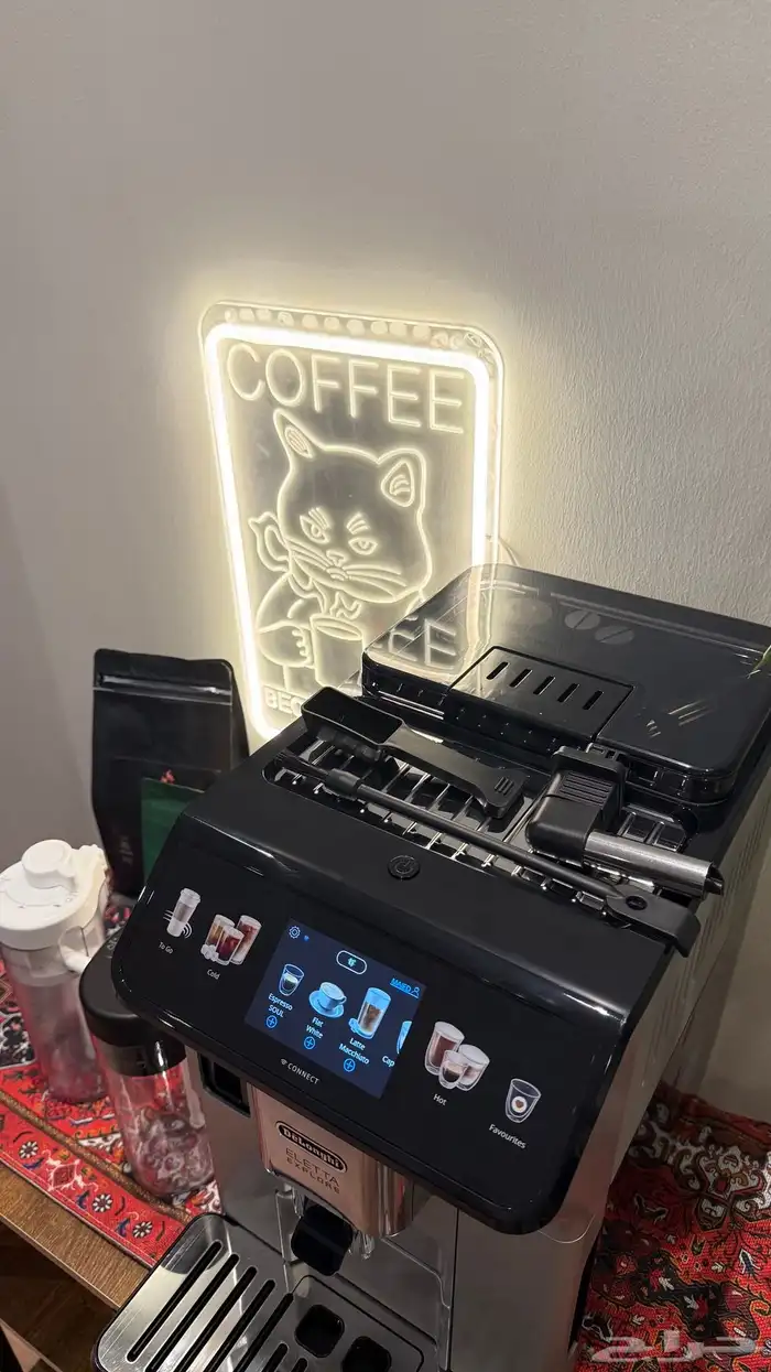 جهاز قهوة eletta explore  delonghi شبه الجديد 1