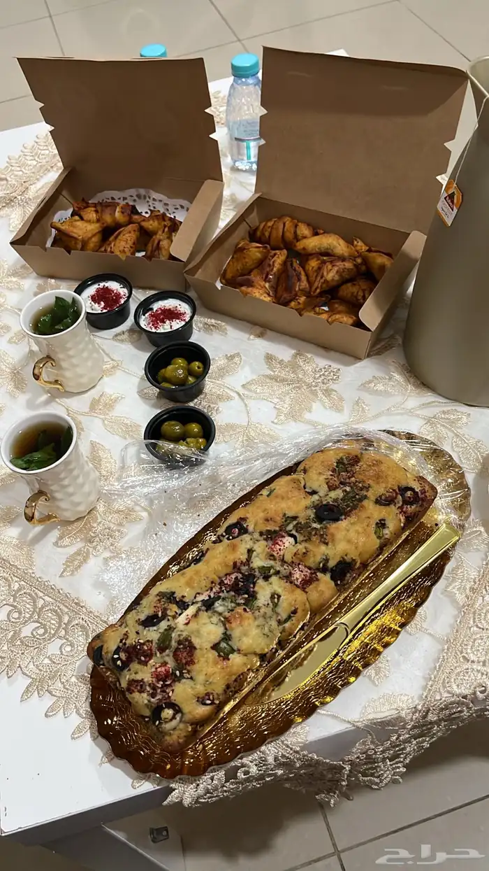 كيك مالح بالجبن والزيتون 1