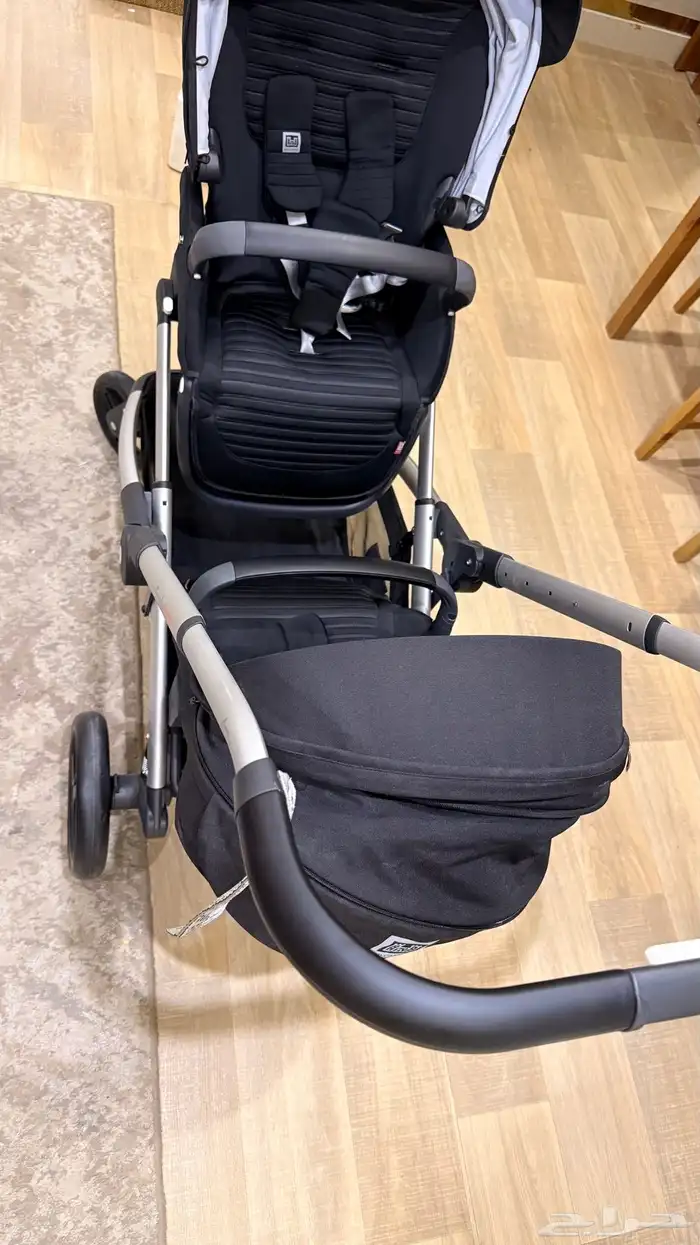 عربية اطفال توأم 1