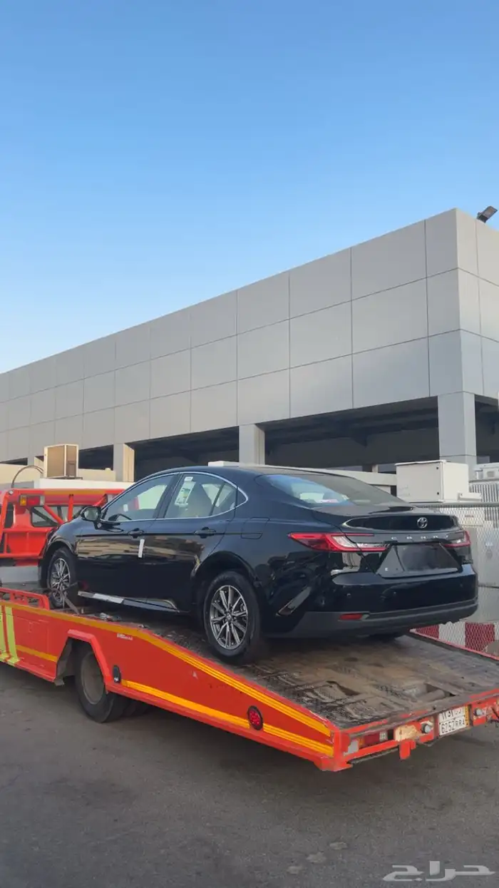 كامري 2025 بنزين اسود E 1