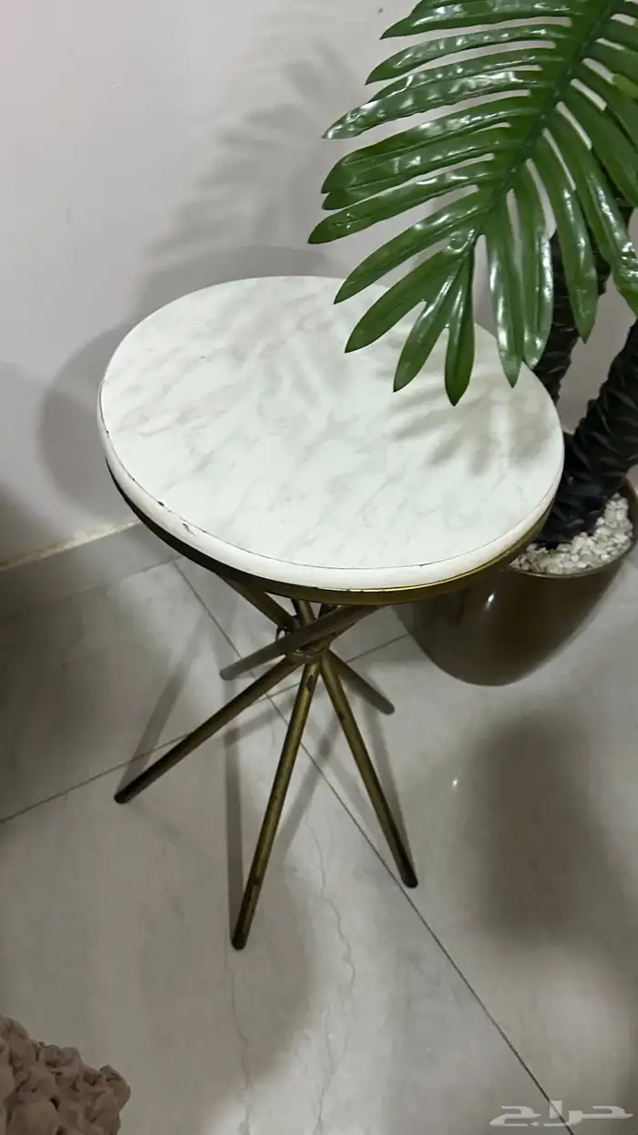 طاولة تقديم 3