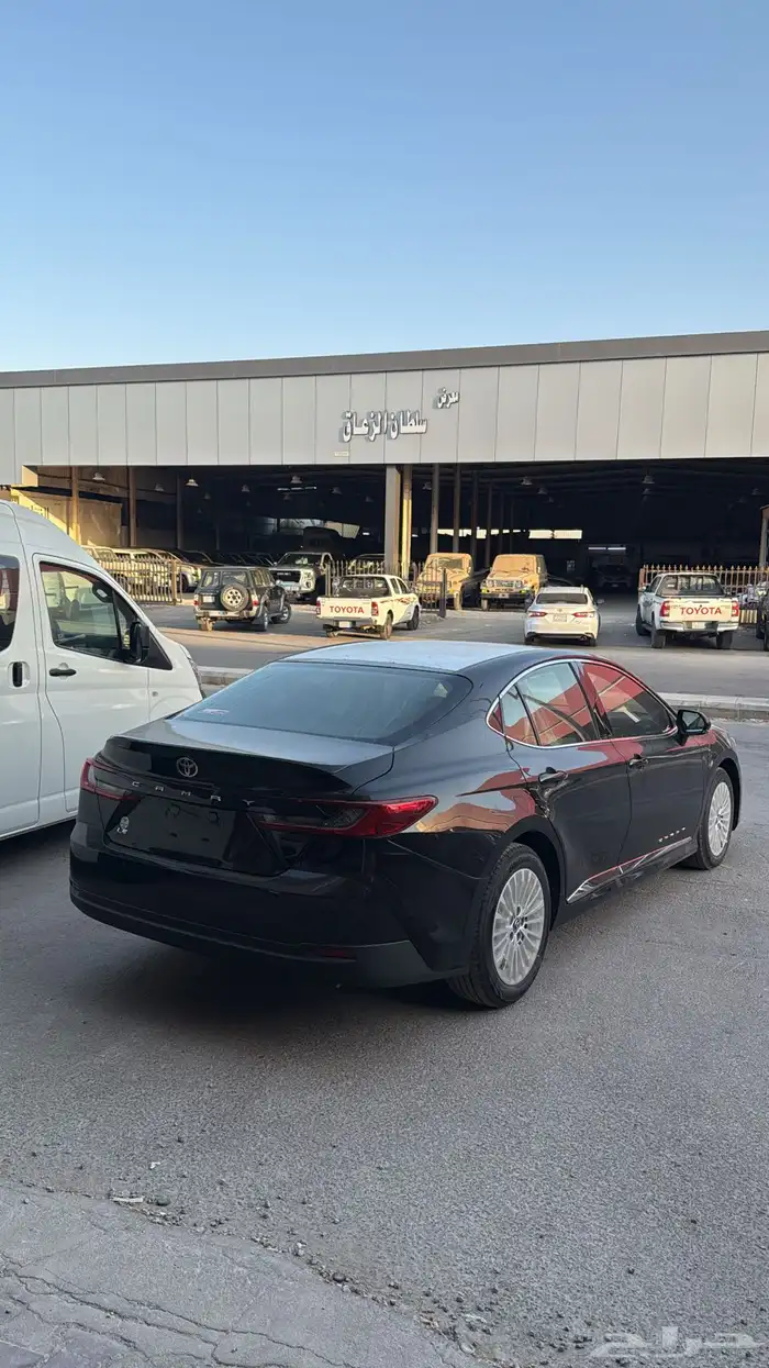 عرض خاص كامري 2025 LE نص فل اسود سعودي 2