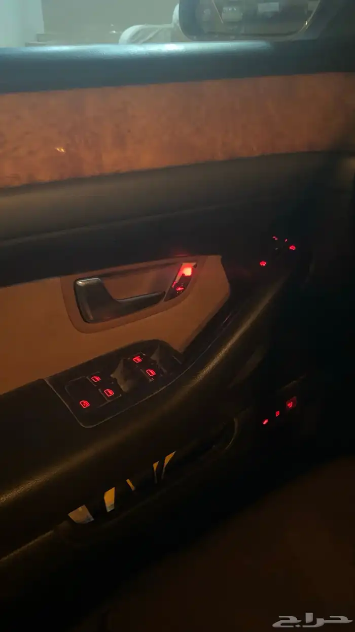 اودي A8 2006 10